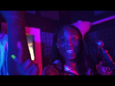 Mula Me x CBSM Henny - 2 Phones (Directed By Chulo Productions)