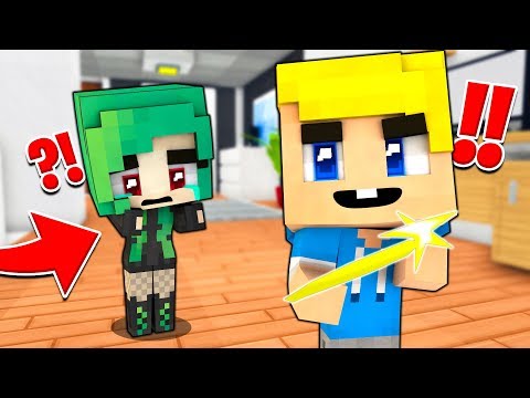 MIO FIGLIO TRASFORMA IVIE DA PICCOLA!! - Città di Minecraft #19