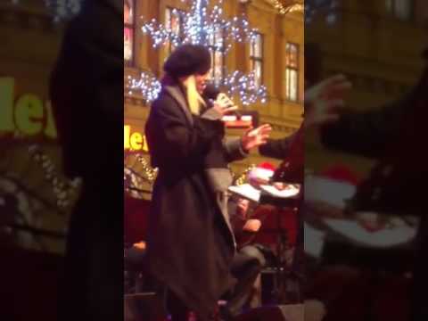 Advent 2016 Tamburaški orkestar HRT-a i prekrasna Renata Sabljak