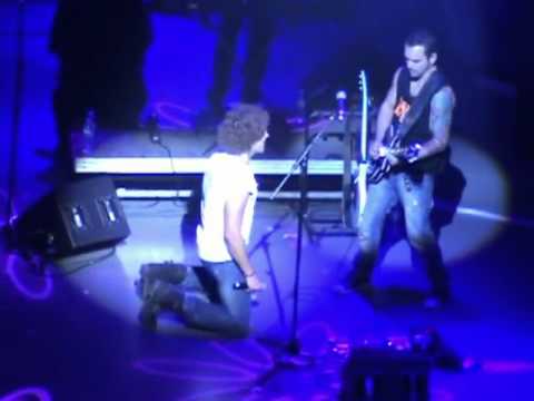 Daniel Diges, intenso e inmenso en el Tributo a Freddie Mercury