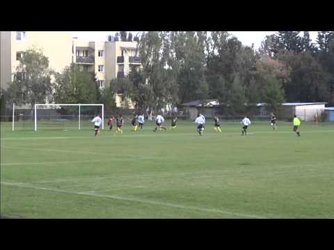 Bramka z meczu AON Rembertow - Bobr Tłuszcz 0:1. 5.10.13