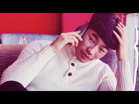 Б.Өсөхбаяр: Эмэгтэй хүн бүр цэцэг шиг. Ээжийгээ хайраар усалж, жаргаахыг хүсдэг