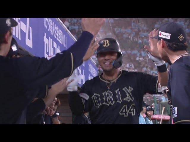 【4回表】先制弾!! バファローズ・頓宮裕真 レフトへ第6号ソロホームランを放つ!!  2024年8月31日 東北楽天ゴールデンイーグルス 対 オリックス・バファローズ