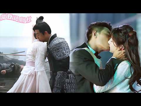 Princess and rebel heir become war sacrifices—reborn after a thousand years just to find each other!