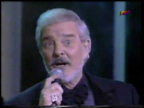 LA NOCHE CON AMIGOS  ENRIQUE DUMAS CANTA EL TANGO "TOMO Y OBLIGO"