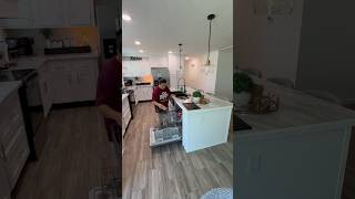 🧹🧼Después de trabajar toda la semana‼️ hoy toca darle amor a mi casita y limpiarla 🥰🏡