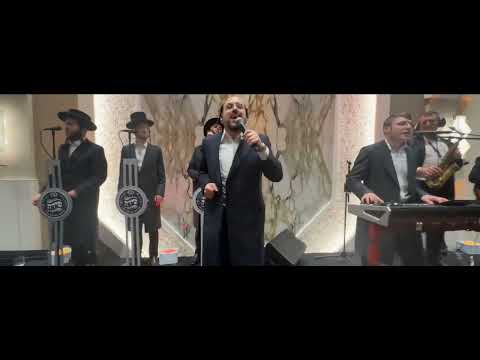 Chesky Schwartz  on keys & Lipa schmelzer & Second dance