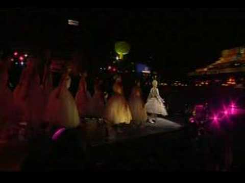 FRANCESCA GAGNON - ALEGRIA theme (CIRQUE DU SOLEIL)