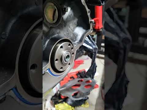 Rear main seal repair sleeve