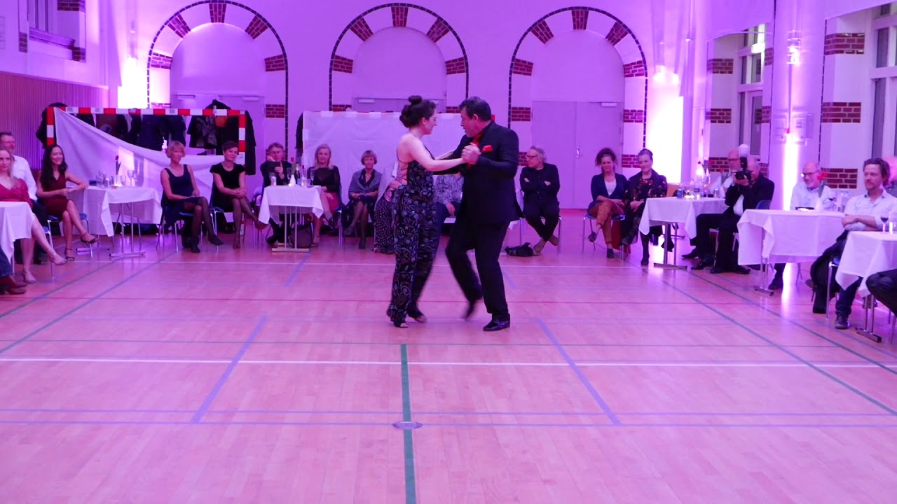 Video thumbnail for Fabian Salas & Lola Diaz (3/4)