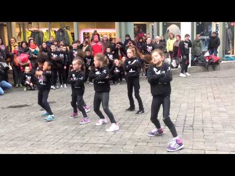 Dansgroep Reality dansen in Mosea Forum Maastricht