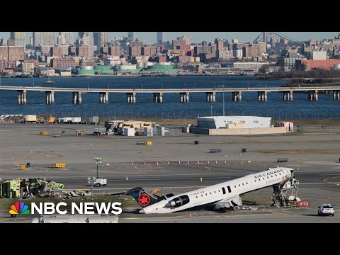 NTSB says there were two controllers in LaGuardia tower at time of fatal collision