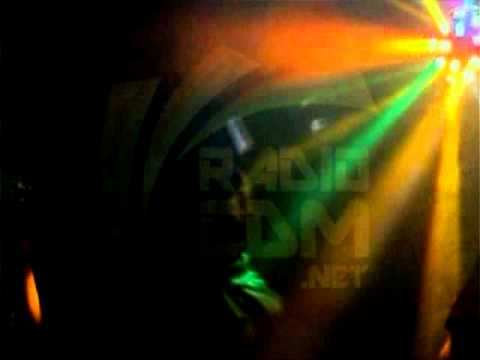 MC MARQUINHOS DO REAL - PODE CORRER - LANÇAMENTO 2011