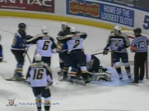 Jordin Tootoo vs Eric Brewer