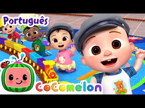 Capa de NOVO! Lá na estação | Cocomelon em Português | Desenhos Animados e Músicas Infantis