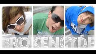 FreaXXX-brokeNCYDE(lyrics)