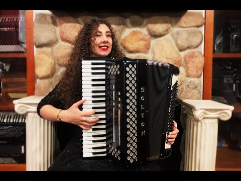 5830 - Black E. Soprani Solton Piano Accordion LMMM 41 120 $1499