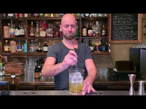 Hugo Gent from Fifty-Fifty (Paris): White Negroni