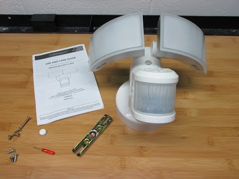 Defiant Sensor Light