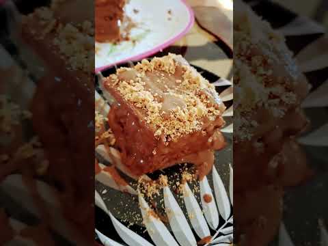 chocolate cake made by Prabhgunn Kaur 🥰😍🤩