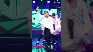 Download lagu [Fancam/직캠] Hwang Minhyun(황민현) Wanna One(워너원) _ Energetic(에너제틱) _ Simply K-Pop _ 090817 mp3