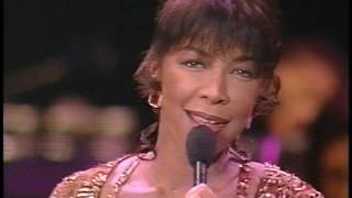 Natalie Cole " The Christmas Song "