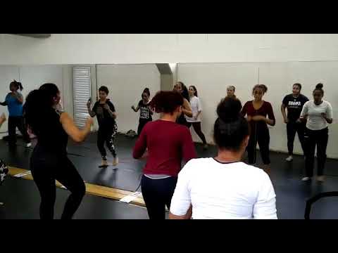 Aula de dance Jazz - Arena Multiuso