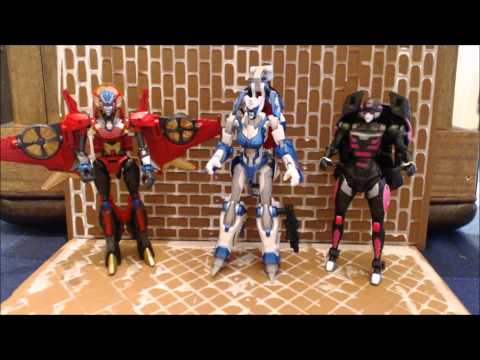 Chuck's Reviews Transformers SDCC 2015 Combiner Hunters