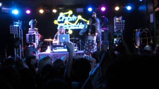 millionaires drinks on me