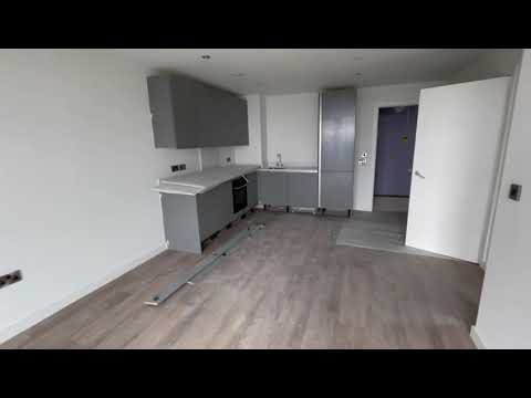 29:08 Oxygen Tower 1, Manchester |  Canal View | Pure Investor