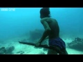 Underwater Hunter Goes Deep Sea Fishing Without ...
