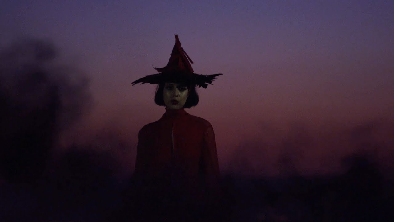 Lola Blanc — The Magic