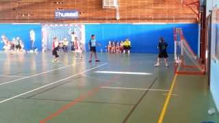 preview picture of video 'PLATEAU -10 ans, FONTOY HANDBALL (15/12/13)'