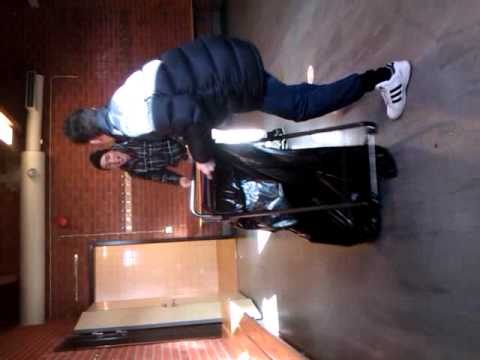 2 guys tags to derby gimo-östhammar