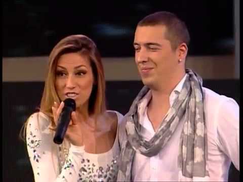 Amar Gile Jasarspahic i Rada Manojlovic - Mesaj mala - Zvezde Granda - (TV Pink 2012)