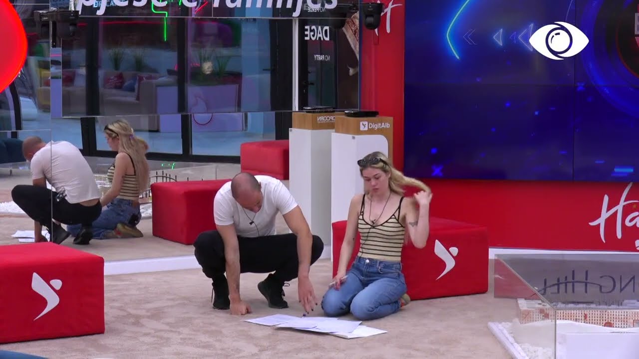 Dea dhe Kejsi shkruajnë rolet për emisionet që do zhvillojnë banorët