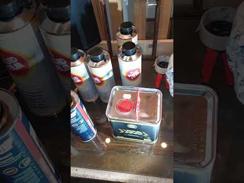 Hohlraum- und Unterbodenschutz im Vergleich: Wachs, Fett, Öl.