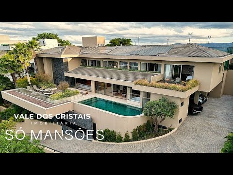 CASA À VENDA NO VALE DOS CRISTAIS • 940M² • VISTA PRIVILEGIADA, PISCINA E QUADRA DE TÊNIS PRIVATIVA