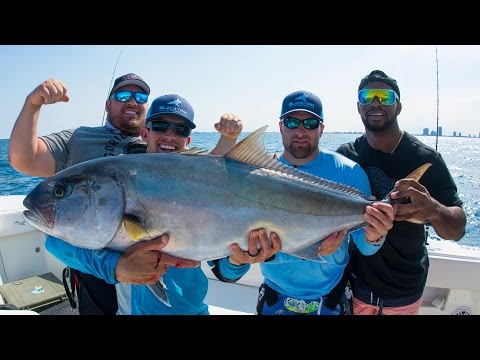 Amberjack Fishing Challenge - World Record Powerlifters vs NFL Linebacker - 4K