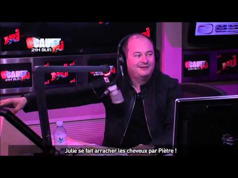 Julie se fait arracher les cheveux par Piètre !   C'Cauet sur NRJ