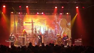 Saga - Mouse in a Maze