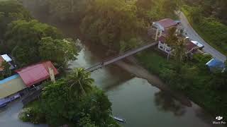 preview picture of video 'Jambatan Gantung Kampung Melayu Tebakang , Serian , Sarawak | DJI Mavic Pro'