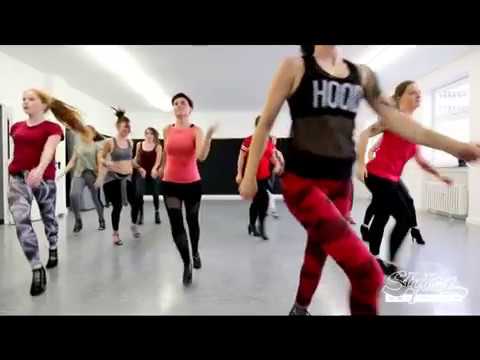 Ginuwine - Pony Trailer Ladystylez - Stylez Unlimited