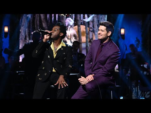 Michael Bublé - "The Christmas Song" w/ Leon Bridges (Christmas in the City)