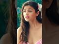 Alia Bhatt Gets POSSESSIVE Over Varun Dhawan In StudentOfTheYear