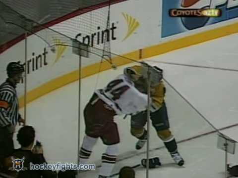 Nick Boynton vs Jordin Tootoo