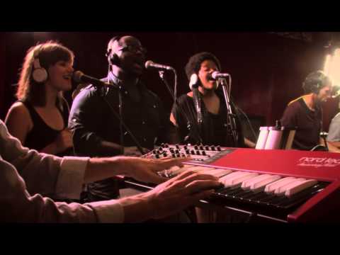 Video thumbnail for Alma Gémea