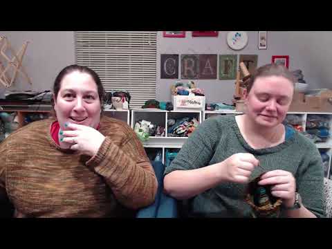 TheKnitGirllls Ep471 - Honorary Grandma