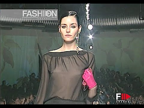 BLUMARINE Fall 2000/2001 Milan - Fashion Channel