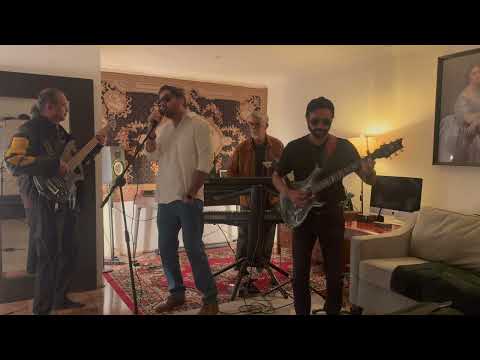 Lal mayri cover by Koras The Band